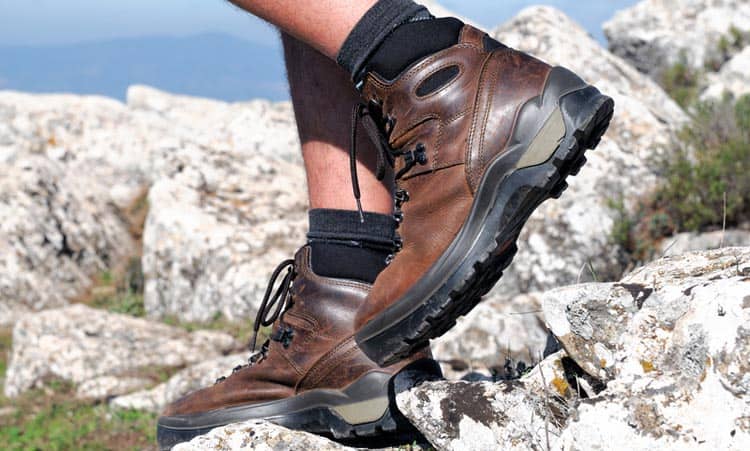 best mens hiking boots wide feet